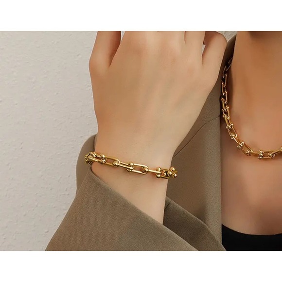 Gold U-Shaped Link Chain Bracelet Horseshoe Stainless Steel Layering Jewelry - Picture 1 of 3